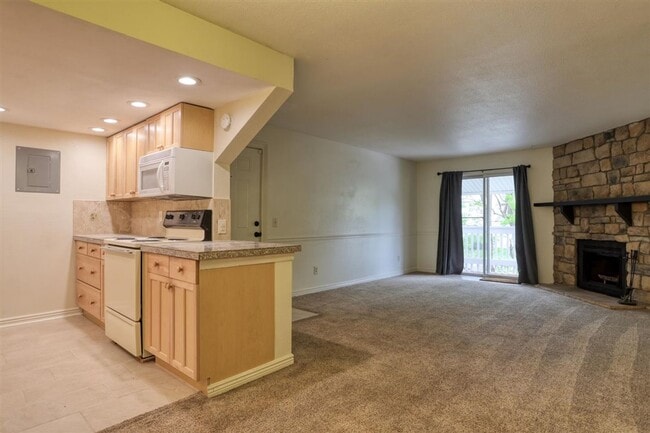 Photo - 8555 Fairmount Drive J207 House