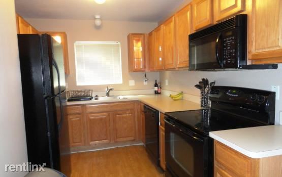 Foto del edificio - 23362 Grayson Dr