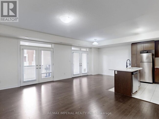 Photo du bâtiment - 20 John Rudkin Ln