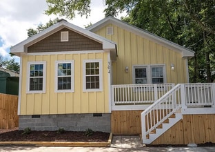 Building Photo - 304 Kidder St