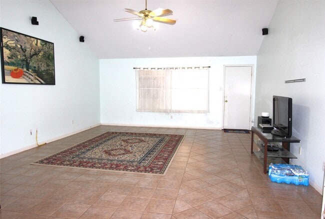Foto del edificio - 11022 Bradford Way Dr
