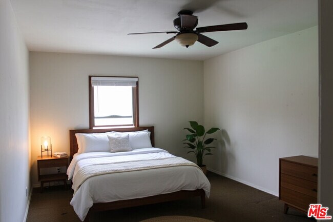 Foto del edificio - 2711 Orchard Ave.