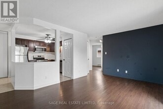 Building Photo - 327 Northlake Dr