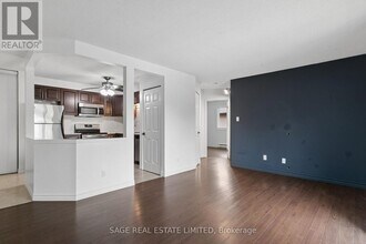 Building Photo - 327 Northlake Dr