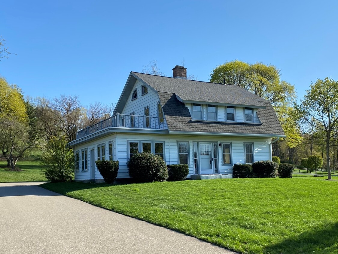 5109 Wolf Rd, Erie, PA 16505 House Rental in Erie, PA