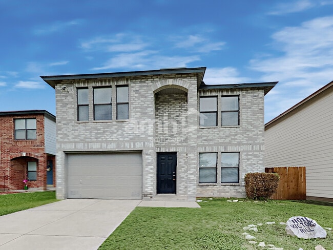 Building Photo - 11011 Victors Hl