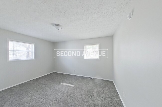 Building Photo - 3955 Arquette DR