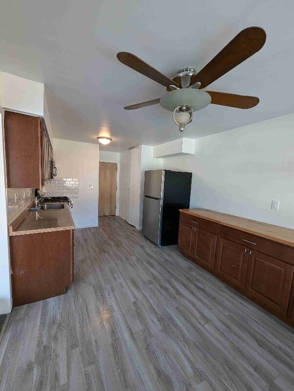 Foto del edificio - 3 Colonial Rd