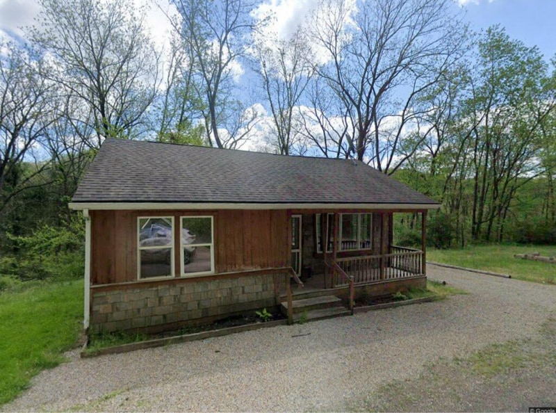 Primary Photo - 13350 Ferncliff Rd