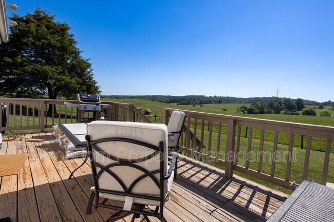 Foto del edificio - 12203 Mystic Hill Ln