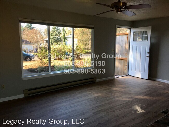 Foto del edificio - 1043-1045 Birchwood Dr
