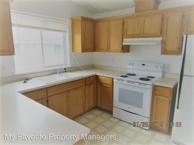 Building Photo - 548-554 Brittni Ln