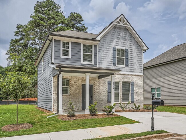 Building Photo - 1065 Thomasville Estates Rd SE