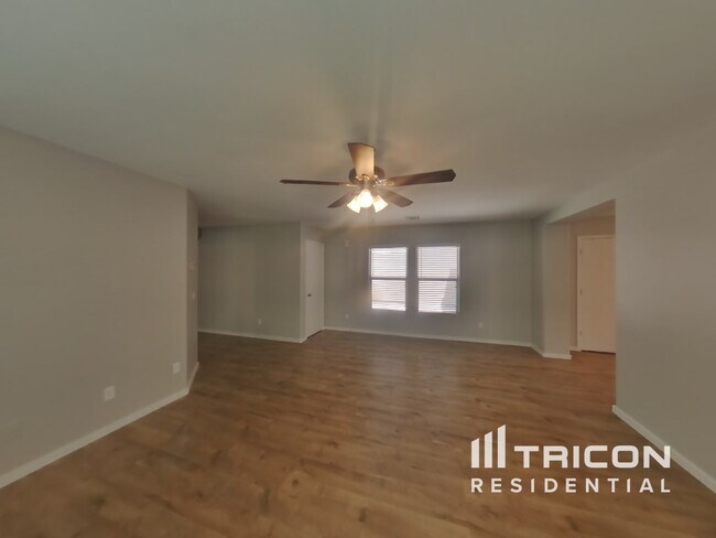 Foto del edificio - 4809 N 108th Ave
