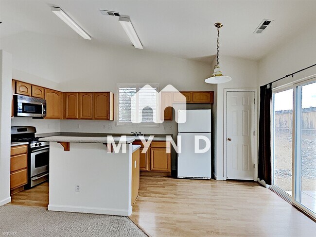Building Photo - 4 br, 2 bath House - 11050 Skylight Ct