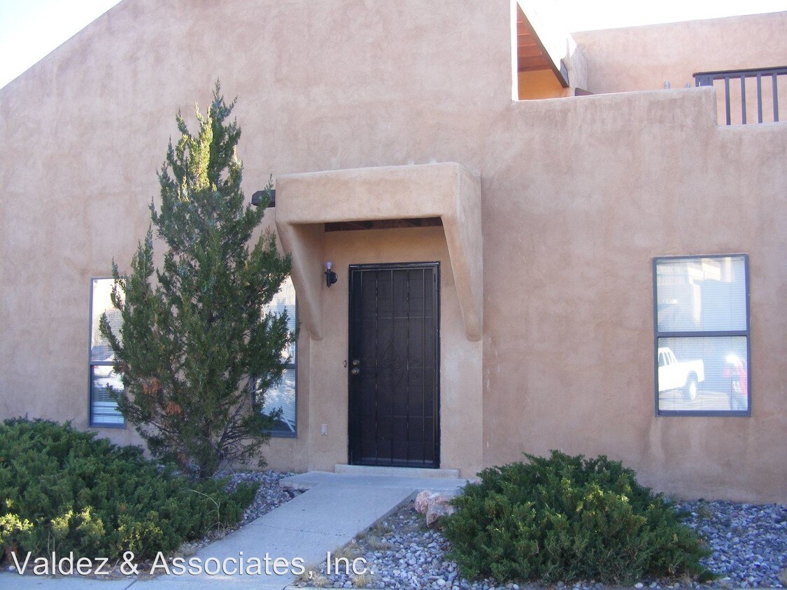 1546 Avenida de Las Americas, Santa Fe, NM 87507 House Rental in