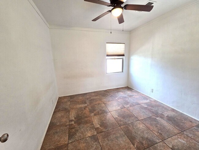 Foto del edificio - Beautiful 2 Bedroom 1 Bath Home