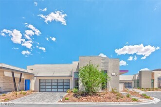 Building Photo - 702 Blackrock Rim Dr