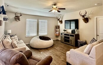 Building Photo - 18222 Cascadia Mill Ct.