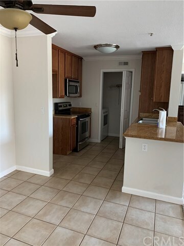 Building Photo - 1000 Vista Del Cerro Dr