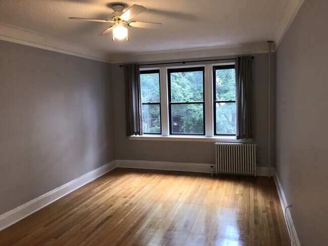 Foto del edificio - 145 Englewood Ave