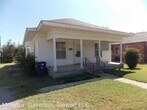 Foto principal - 4 br, 1 bath House - 1011 S. Macomb