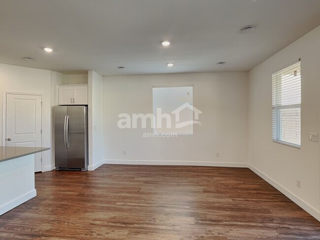 Foto del edificio - 10132 W Oleta Ave