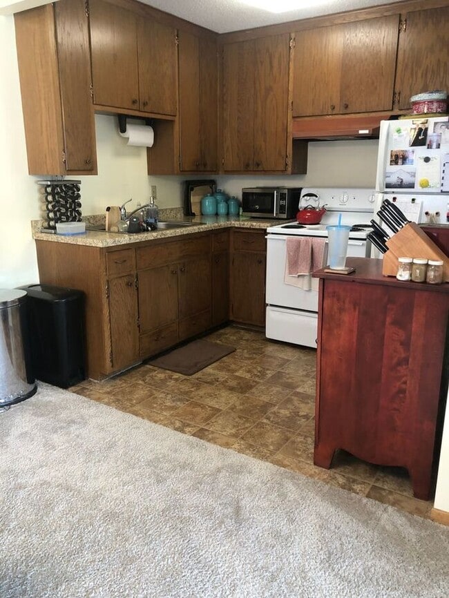 Building Photo - South Minneapolis Ground Level Apartment, ...