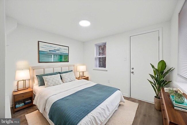 Foto del edificio - 1225 W Silver St