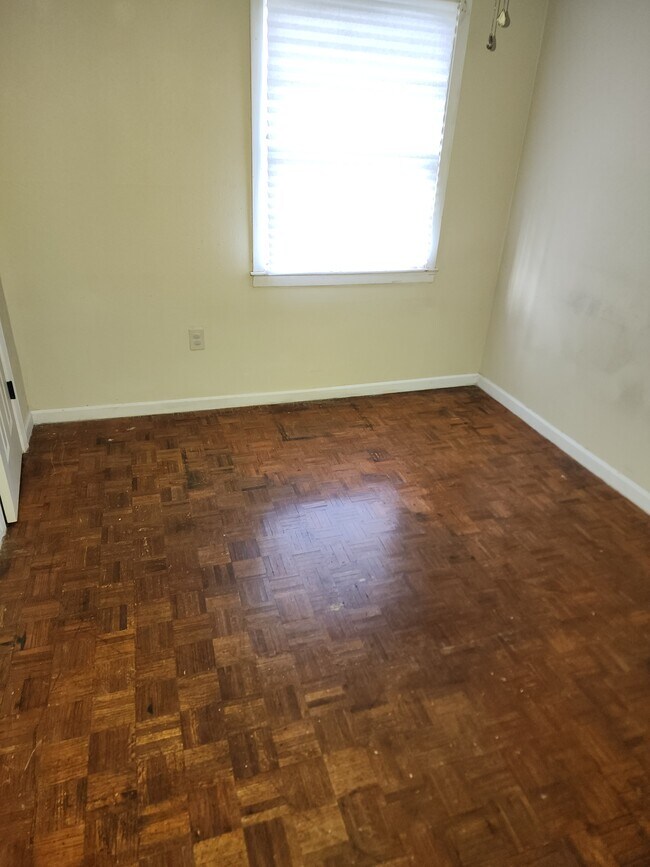 Foto del edificio - 6356 Buttonwood Dr