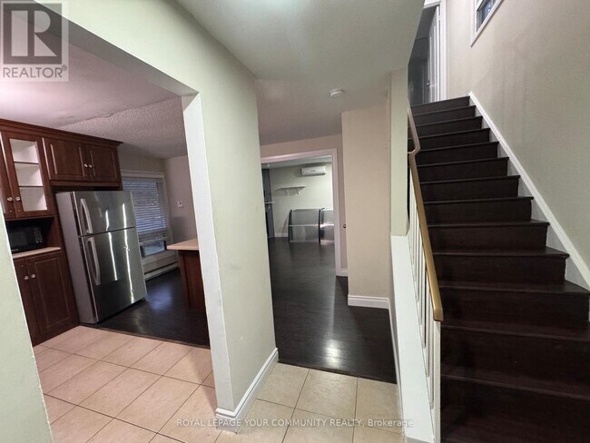 Photo du bâtiment - 24 Grand River Ct