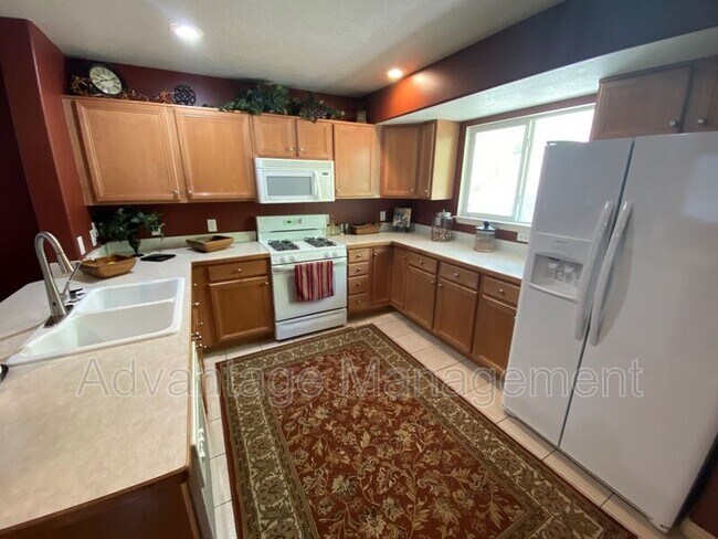 Foto del edificio - 1339 Alpine Way
