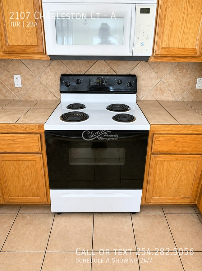 Building Photo - 2107 Charleston Ct