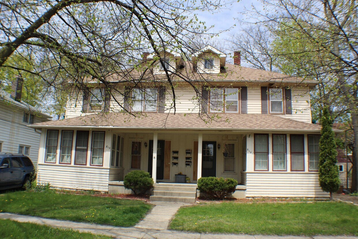 Primary Photo - 813 E Third St