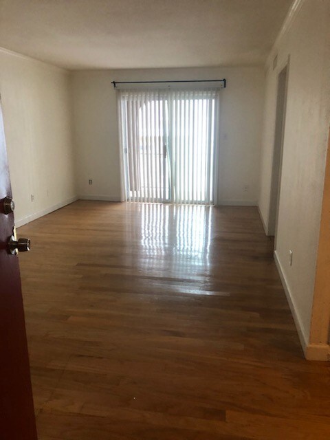 Primary Photo - 395 Pharr Rd NE