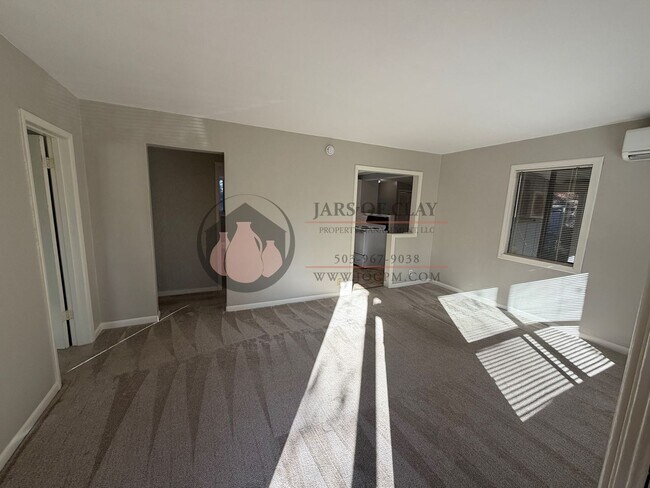 Foto del edificio - Single Level House- Ready to rent