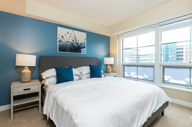 Foto del edificio - 88 102nd Ave NE