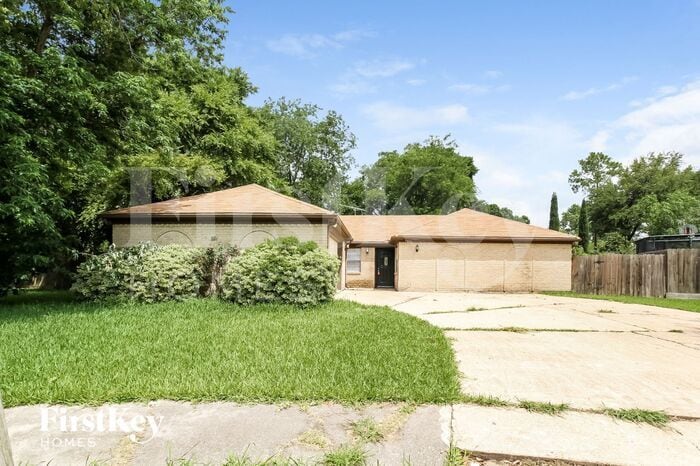 Foto principal - 7006 Falling Waters Dr