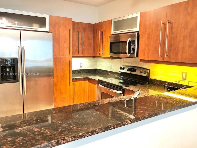 Foto principal - 7350 SW 89th St