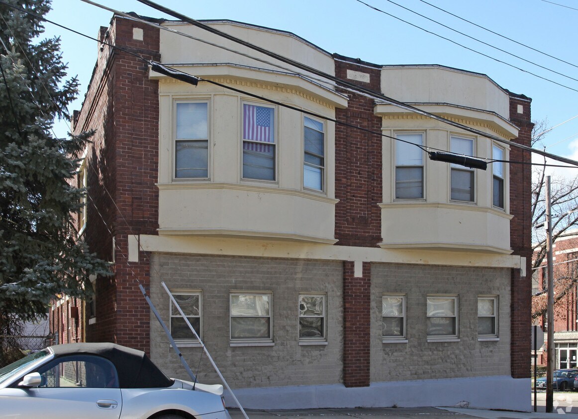 Building Photo - 5018 Marion Ave