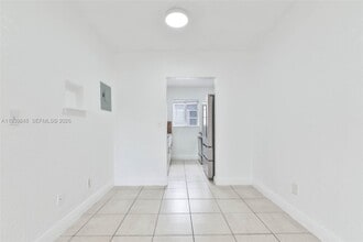 Building Photo - 6921 Rue Vendome