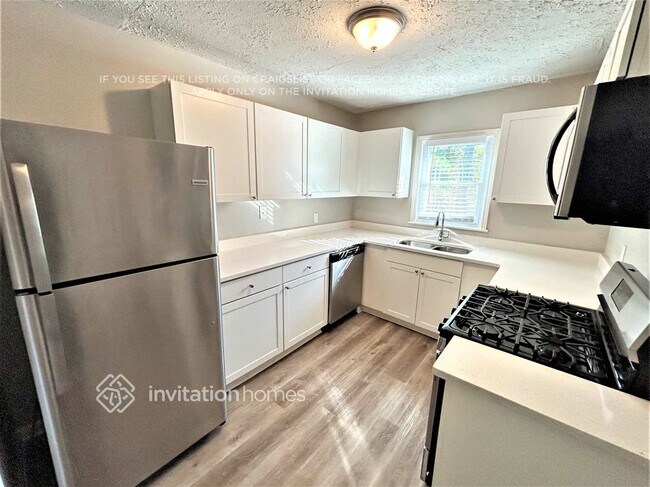 Foto del edificio - 2553 Habersham Dr