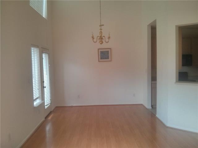 Foto del edificio - 8616 Heather Ridge Dr