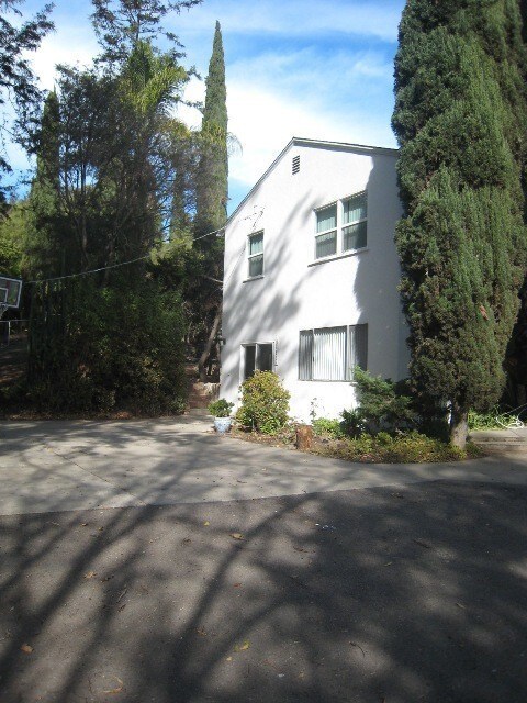 Foto del edificio - 3886 American Ave