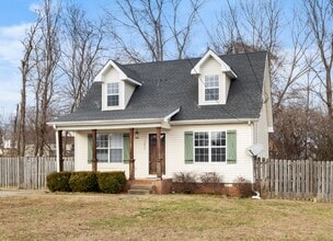 Building Photo - 1052 Bush Ave