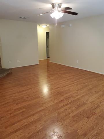 Foto del edificio - 3097 Coolwood Ln