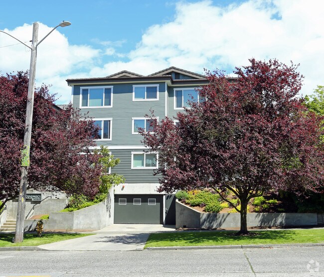 The Magnolia Apartments Seattle, WA