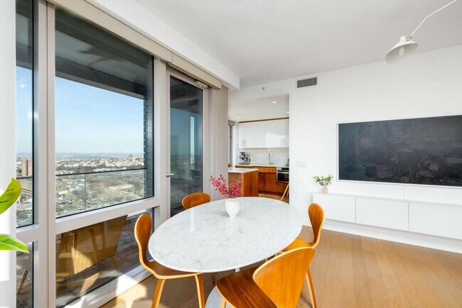 Foto del edificio - 75 Park Ln S