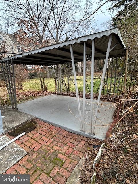 Foto principal - 212 Greenfield Ave