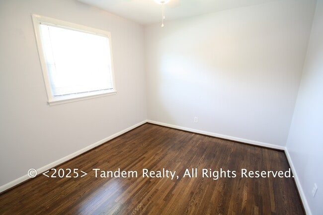 Building Photo - 912 Morrow Rd